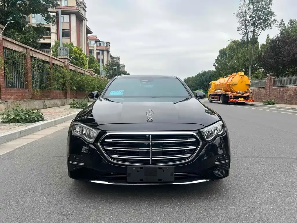 Mercedes-Benz E-Class 2025 из CN, фото 2