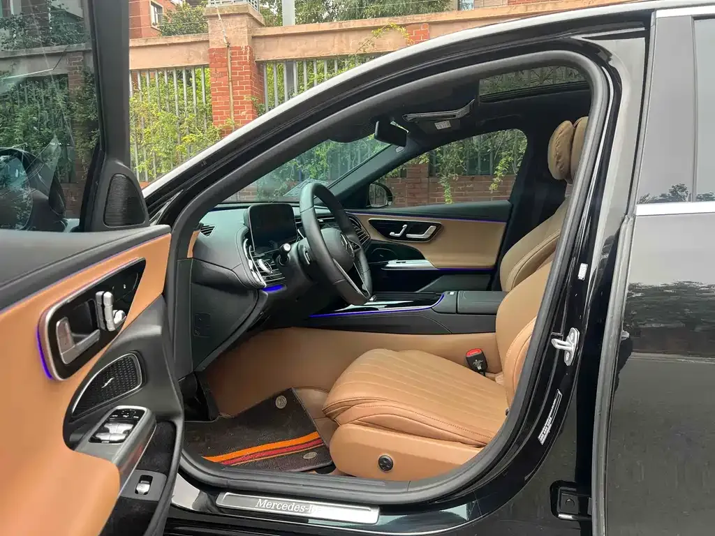 Mercedes-Benz E-Class 2025 из CN, фото 5