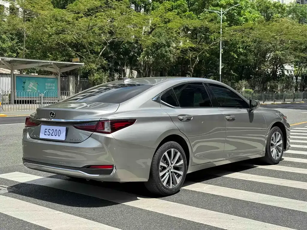 Lexus ES 2021 из CN, фото 5