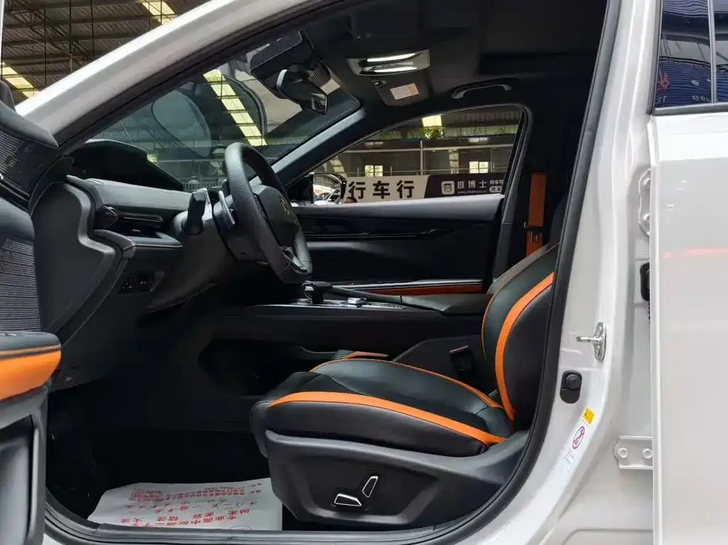 Changan UNI-V 2024 из CN, фото 6
