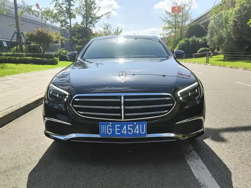 Mercedes-Benz E-Class 2023 из CN, фото 2