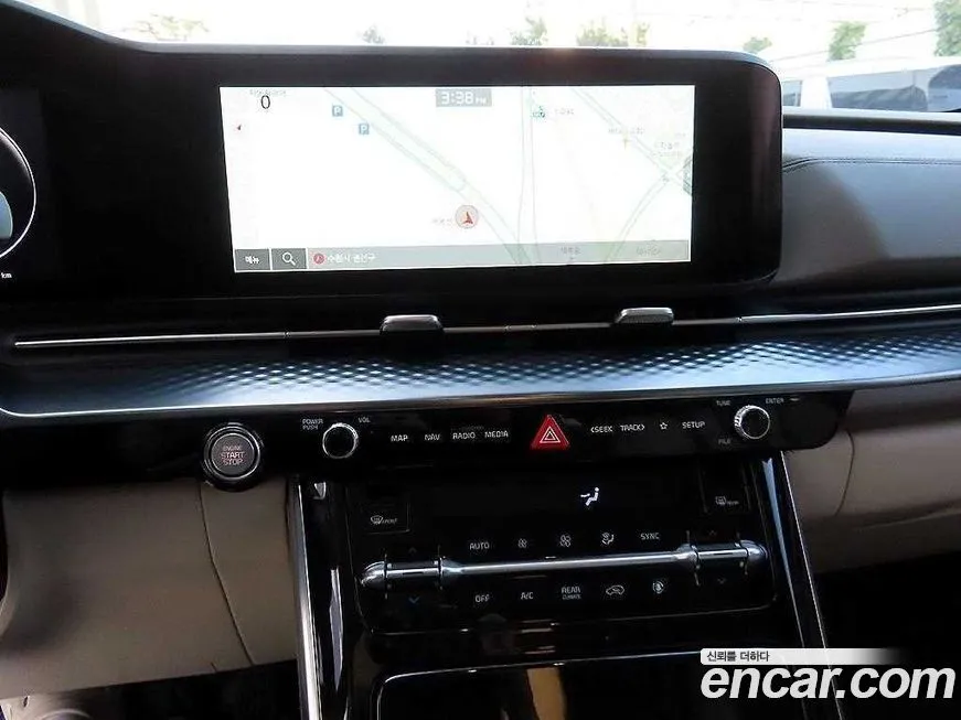 Kia Carnival — фото 10