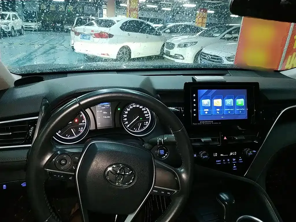 Toyota Camry 2023 из CN, фото 10