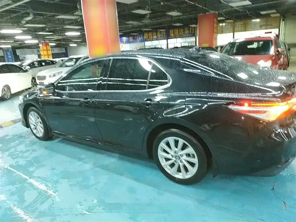 Toyota Camry 2023 из CN, фото 5