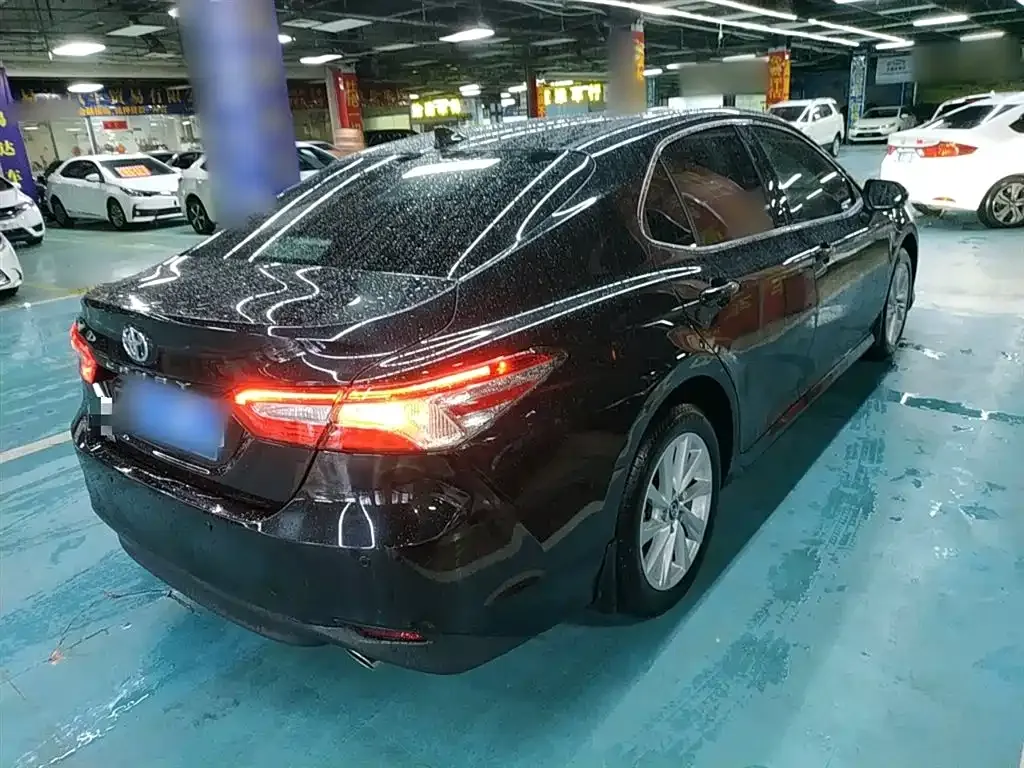 Toyota Camry 2023 из CN, фото 7