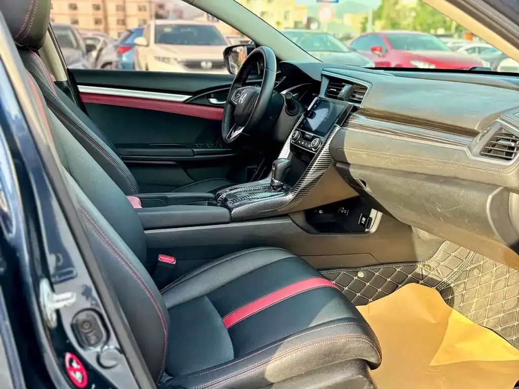 Honda Civic 2022 из CN, фото 7