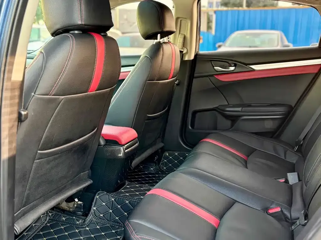 Honda Civic 2022 из CN, фото 8