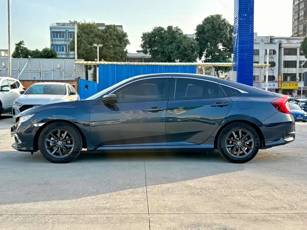 Honda Civic 2022 из CN, фото 9