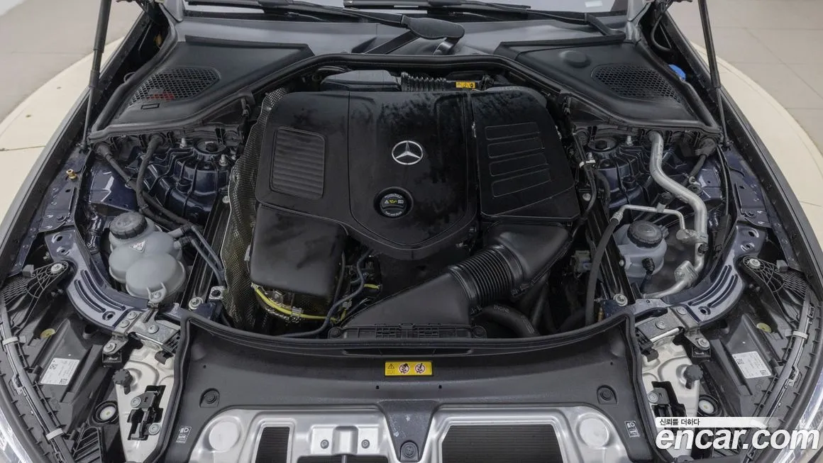 Mercedes-Benz E-Class 2024 из KR, фото 6