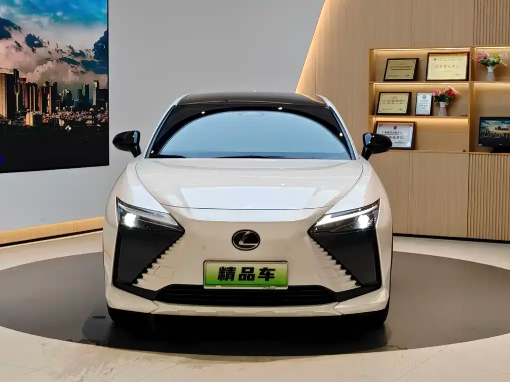 Lexus RZ 2023 из CN, фото 2