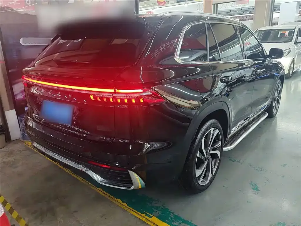 Geely Xingyue L — фото 7