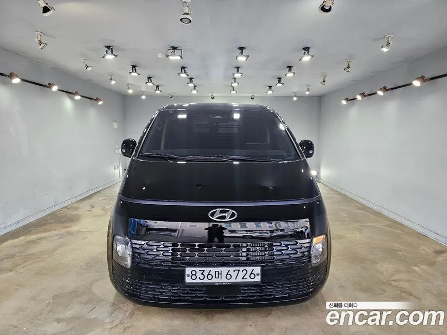 Hyundai Staria 2023 из KR, фото 2