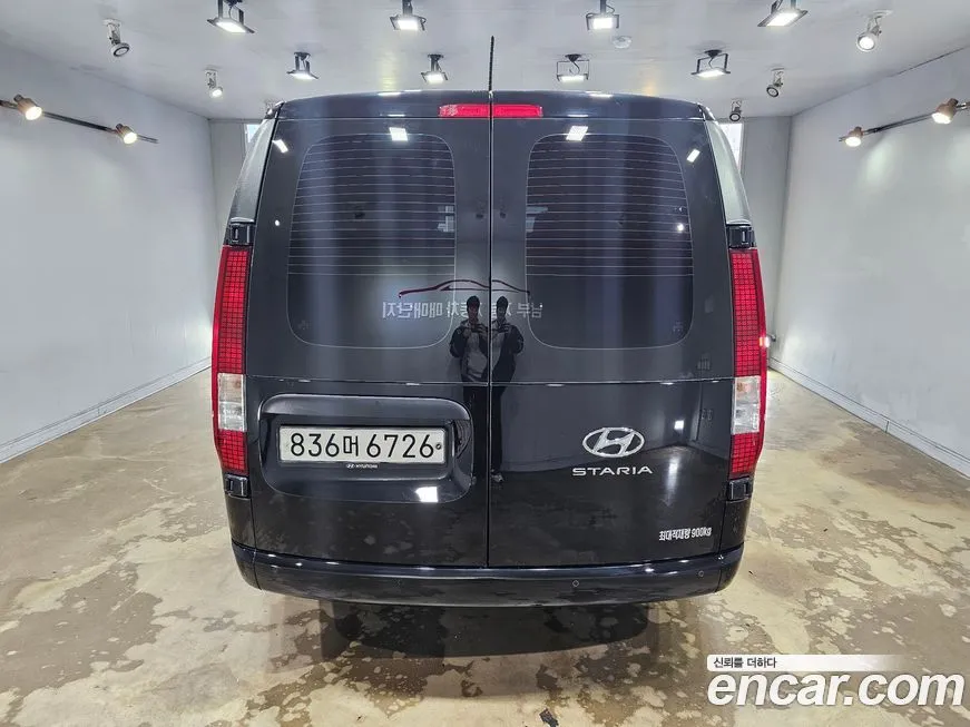 Hyundai Staria 2023 из KR, фото 4