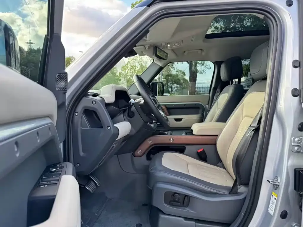 Land Rover Defender 2021 из CN, фото 4