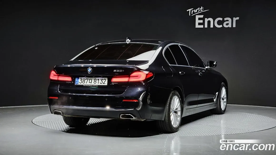 BMW 5-Series 2021 из KR, фото 2