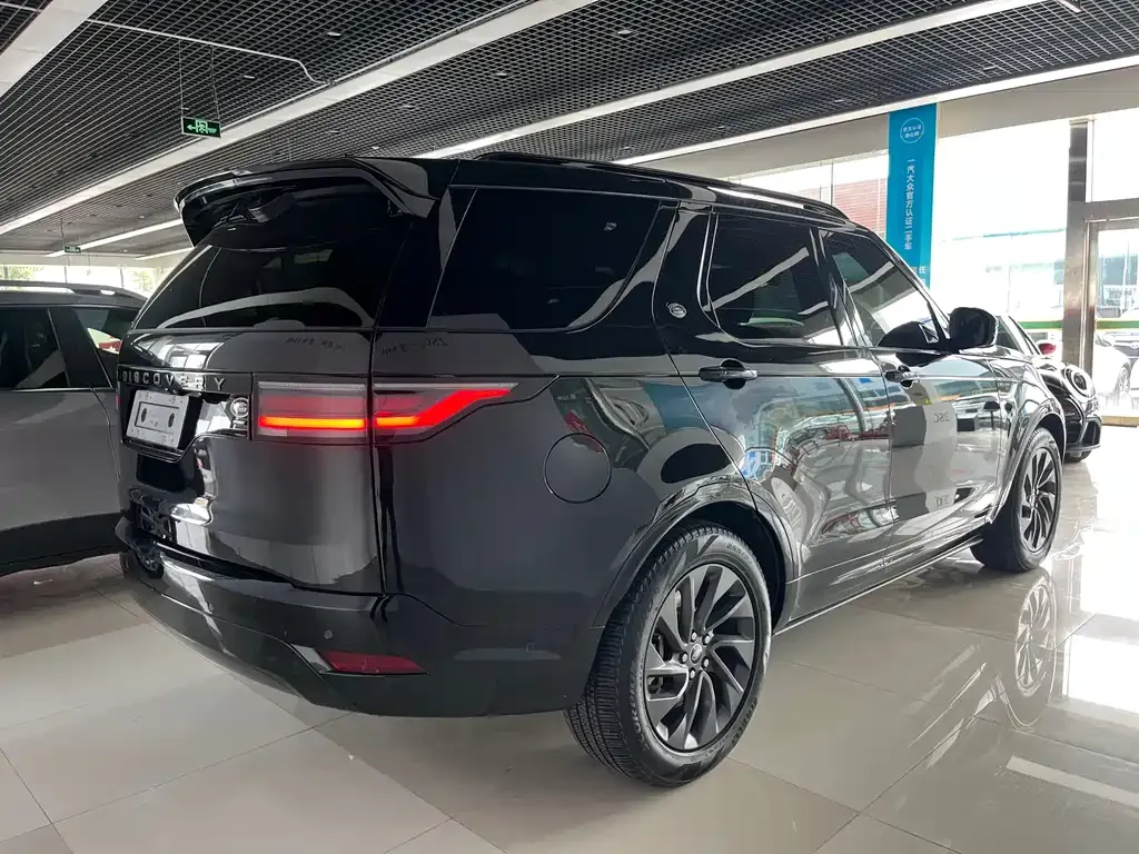 Land Rover Discovery 2023 из CN, фото 4