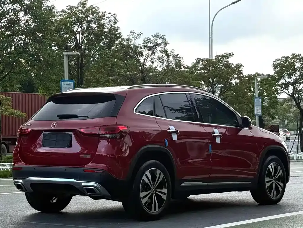 Mercedes-Benz GLA — фото 7