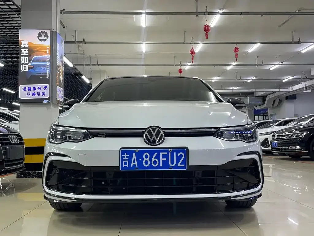 Volkswagen Golf 2022 из CN, фото 2