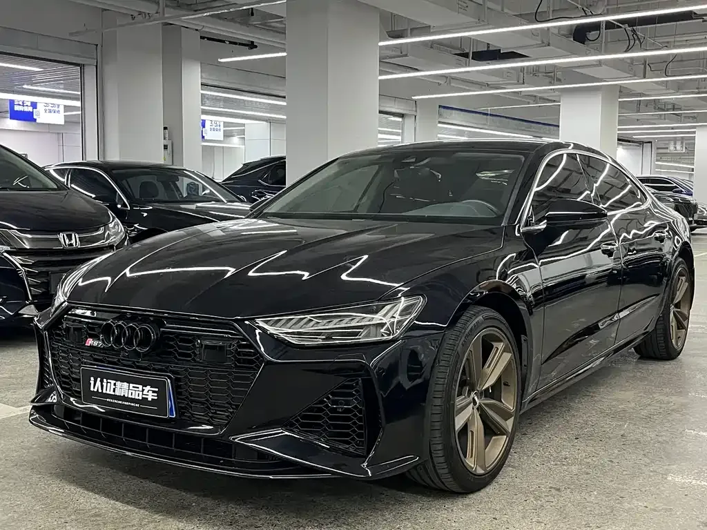 Audi A7L 2022 из CN, фото 1