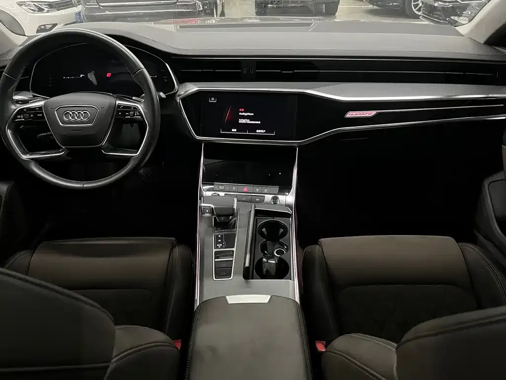 Audi A7L 2022 из CN, фото 5
