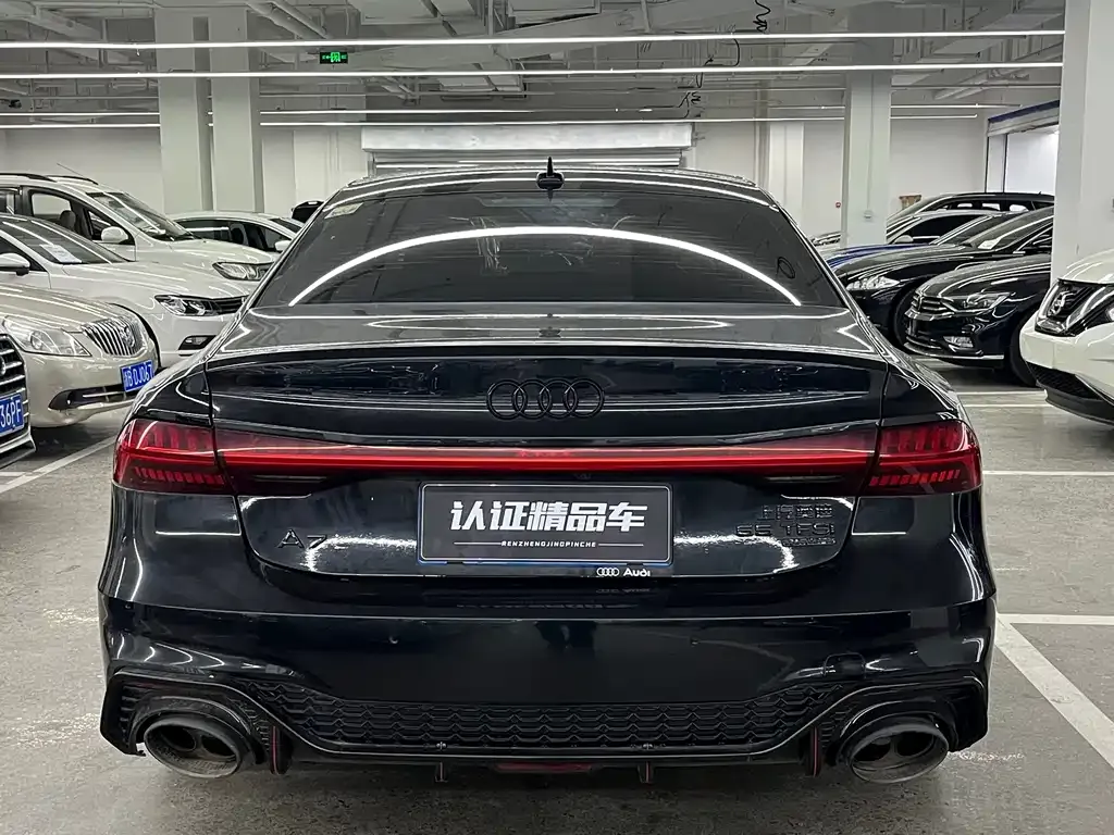 Audi A7L 2022 из CN, фото 8