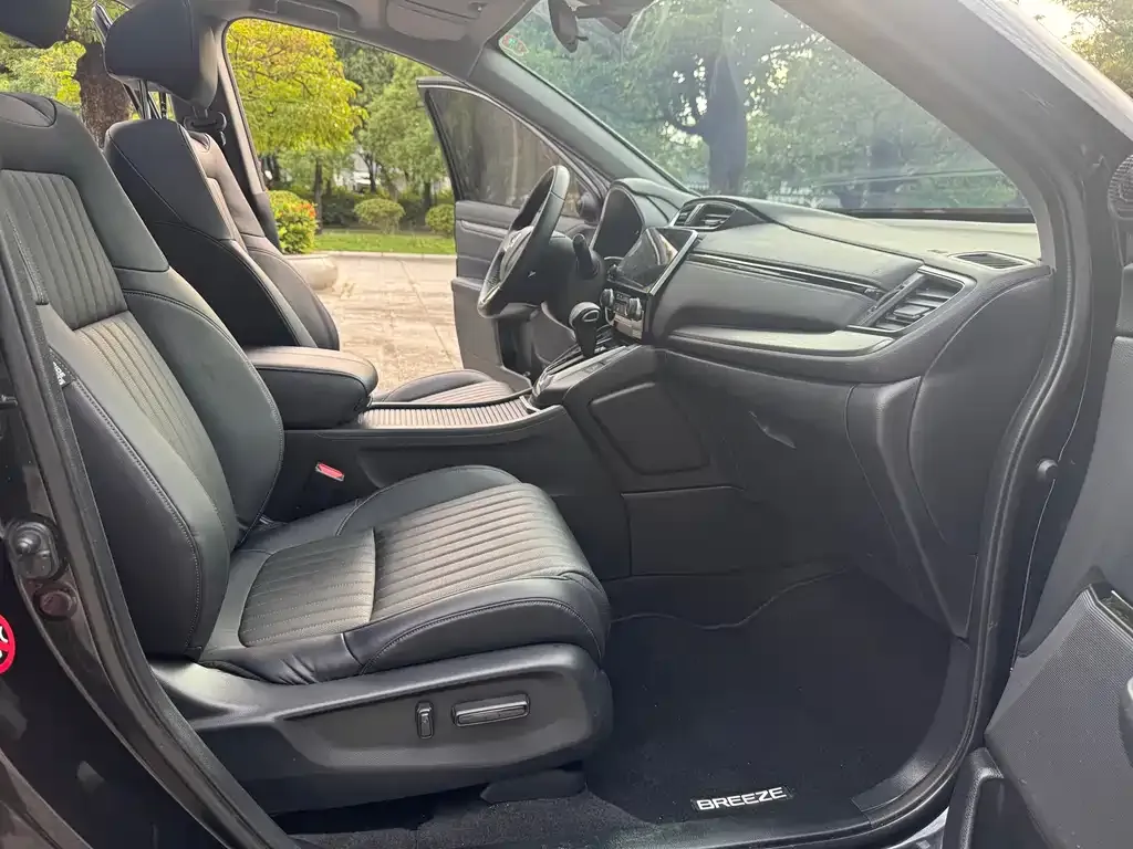 Honda Breeze 2022 из CN, фото 5