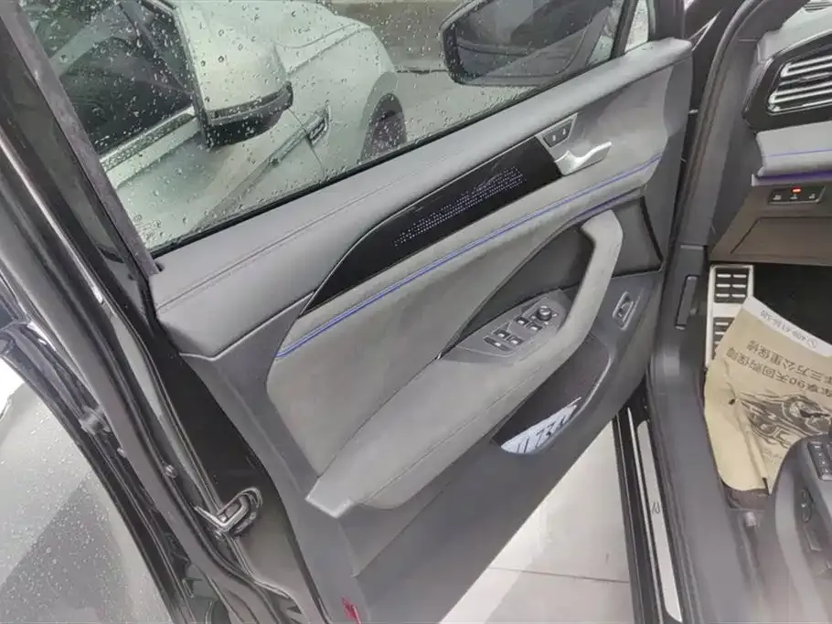 Volkswagen Tiguan L 2024 из CN, фото 7