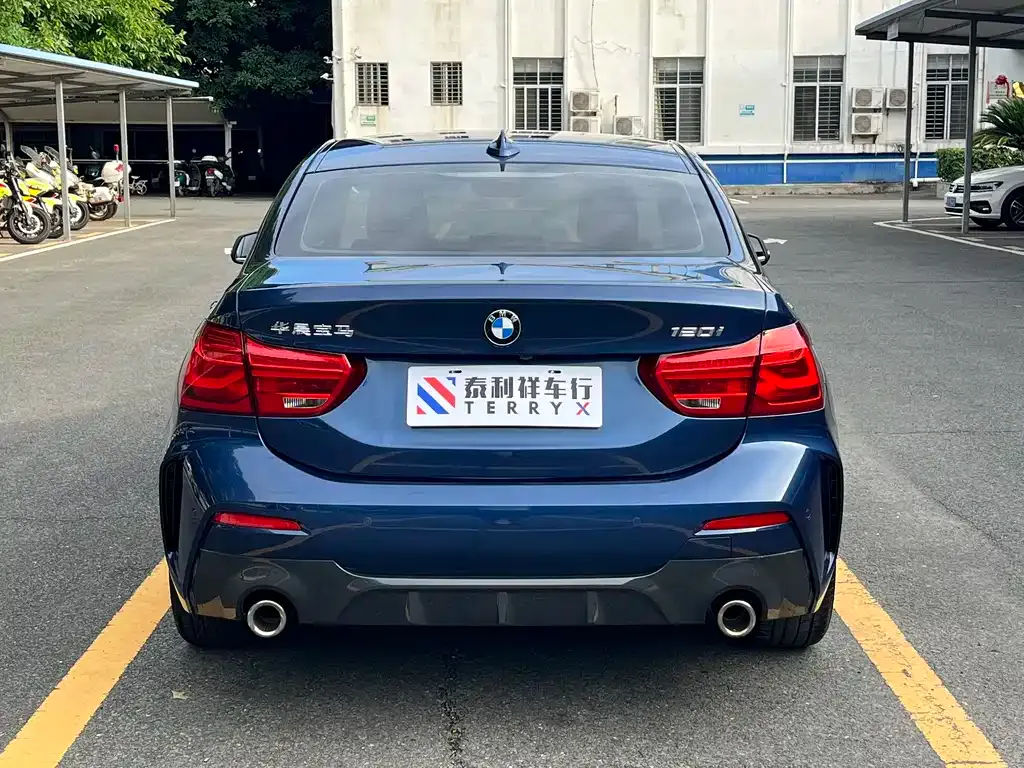 BMW 1 Series 2021 из CN, фото 5