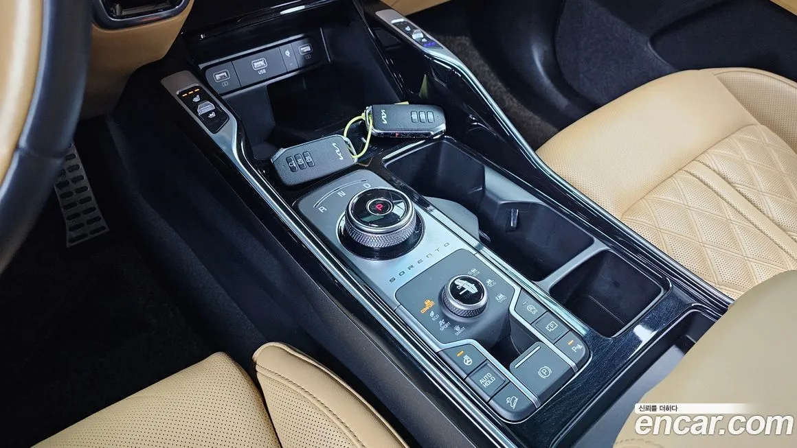 Kia Sorento — фото 9