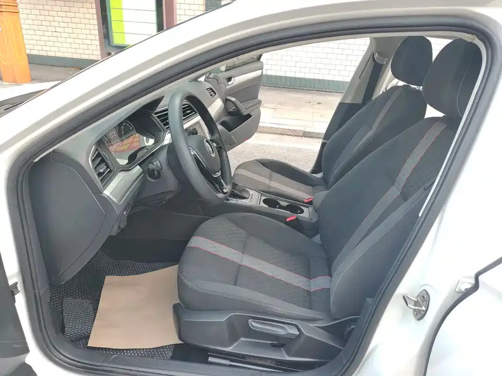 Volkswagen Lamando 2022 из CN, фото 6