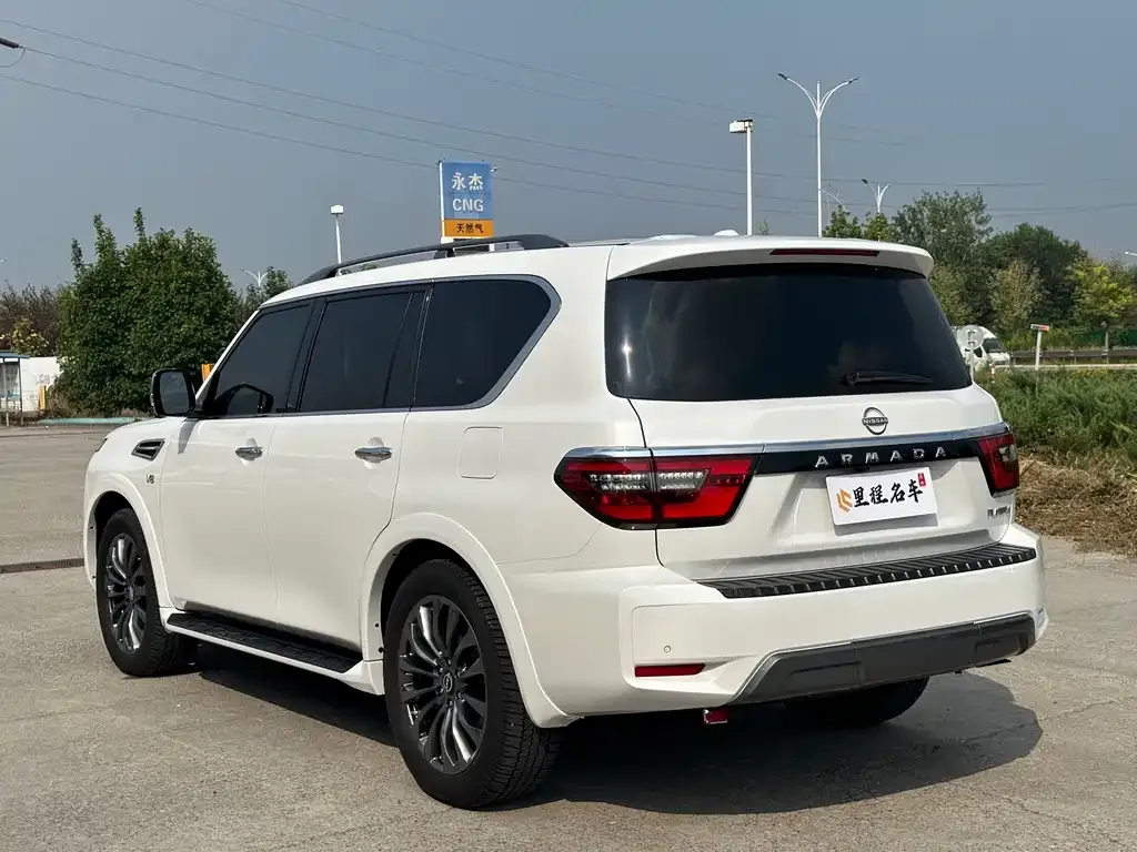 Nissan Patrol 2023 из CN, фото 8