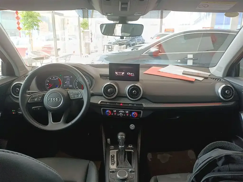 Audi Q2L 2023 из CN, фото 10