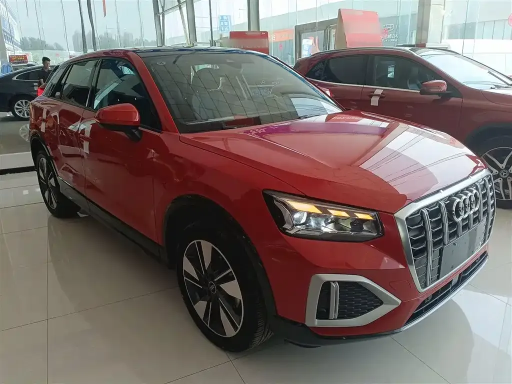 Audi Q2L 2023 из CN, фото 4