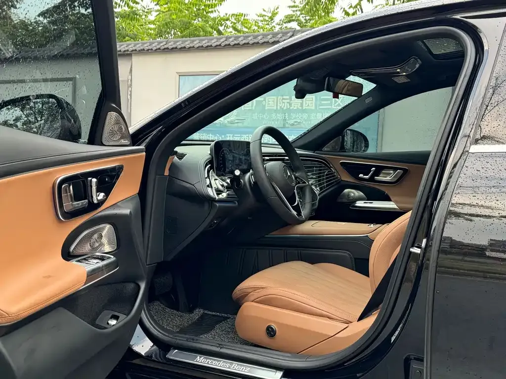 Mercedes-Benz E-Class 2025 из CN, фото 5