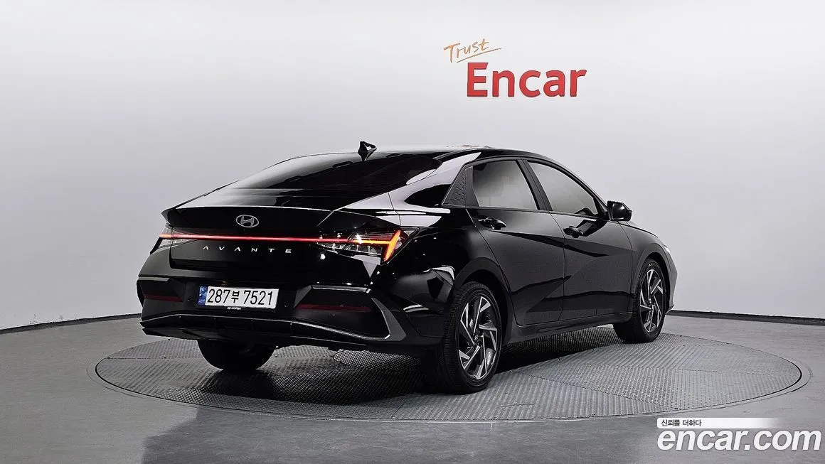 Hyundai AVANTE — фото 2