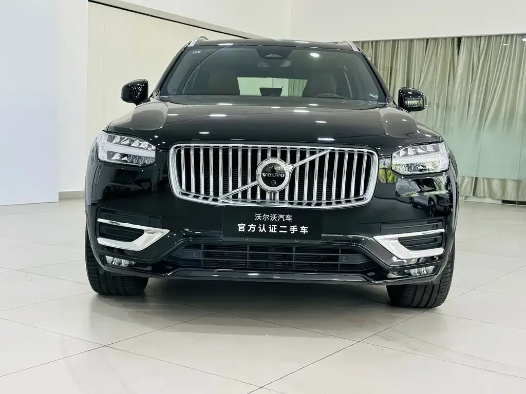 Volvo XC90 — фото 2