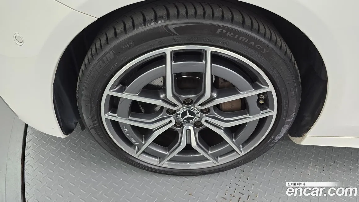 Mercedes-Benz E-Class 2021 из KR, фото 5