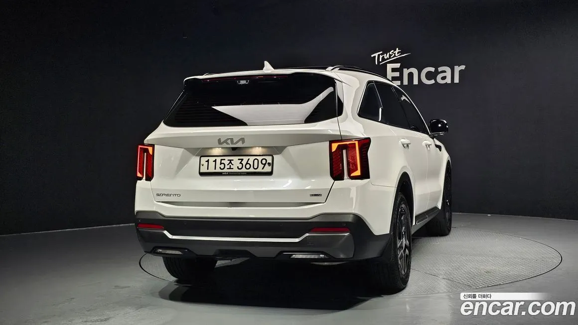 Kia Sorento — фото 4