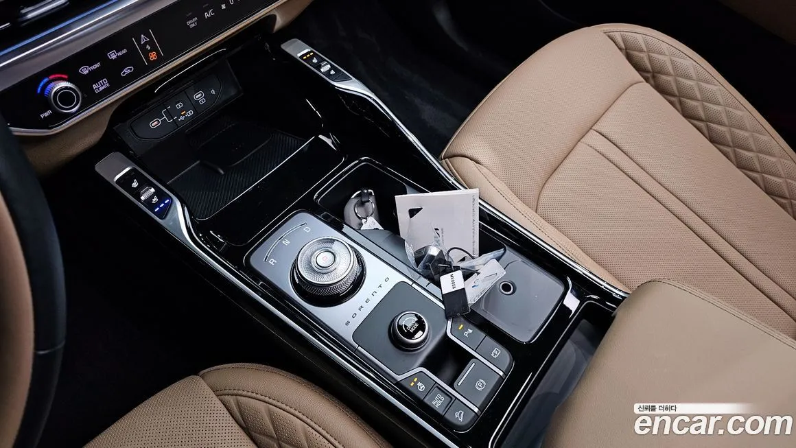 Kia Sorento — фото 9