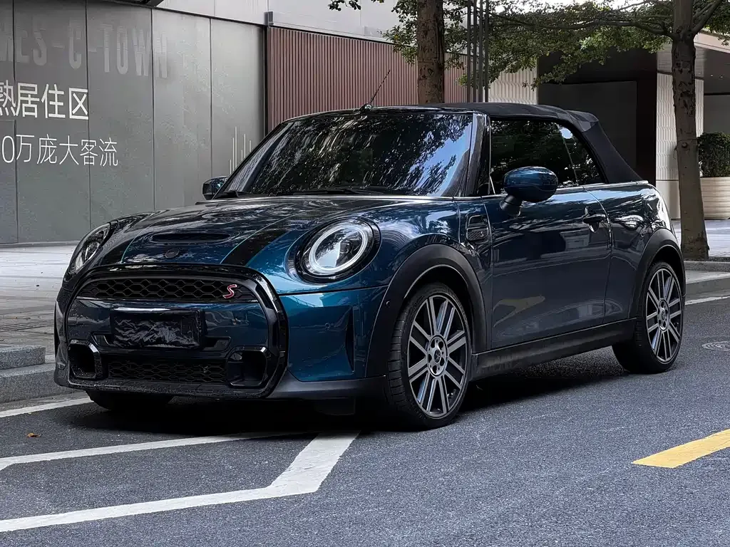 MINI Cooper (3-door) 2021 из CN, фото 2
