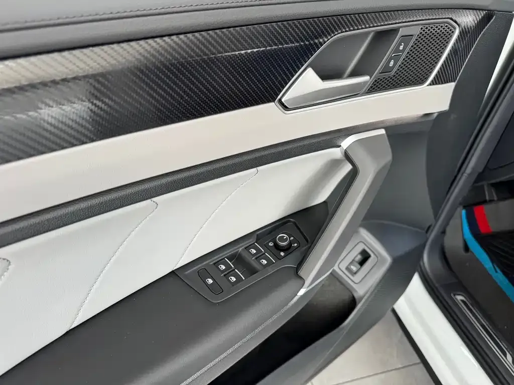 Volkswagen Tayron 2024 из CN, фото 7