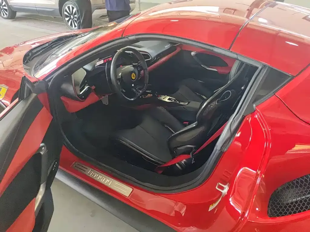 Ferrari 296 2025 из CN, фото 3