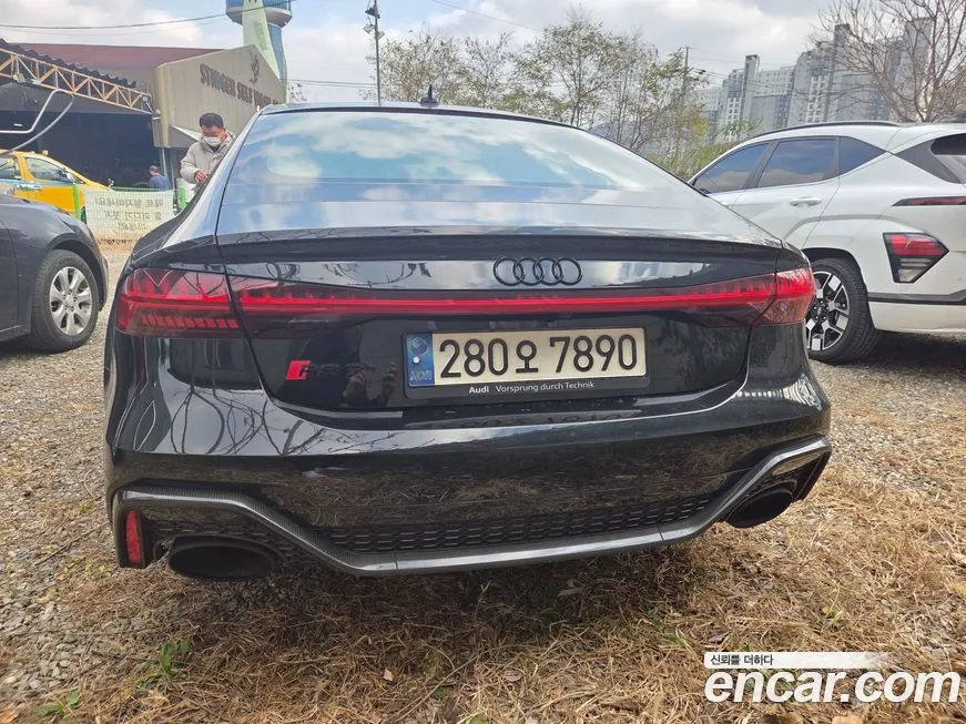 Audi RS7 2021 из KR, фото 2
