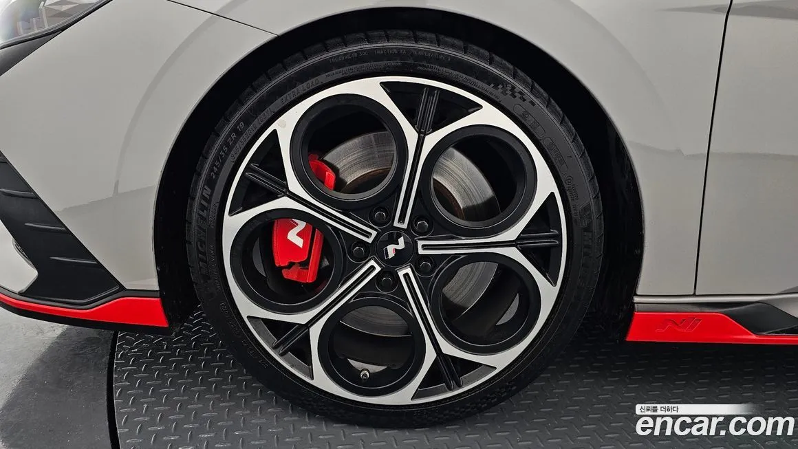 Hyundai AVANTE — фото 5