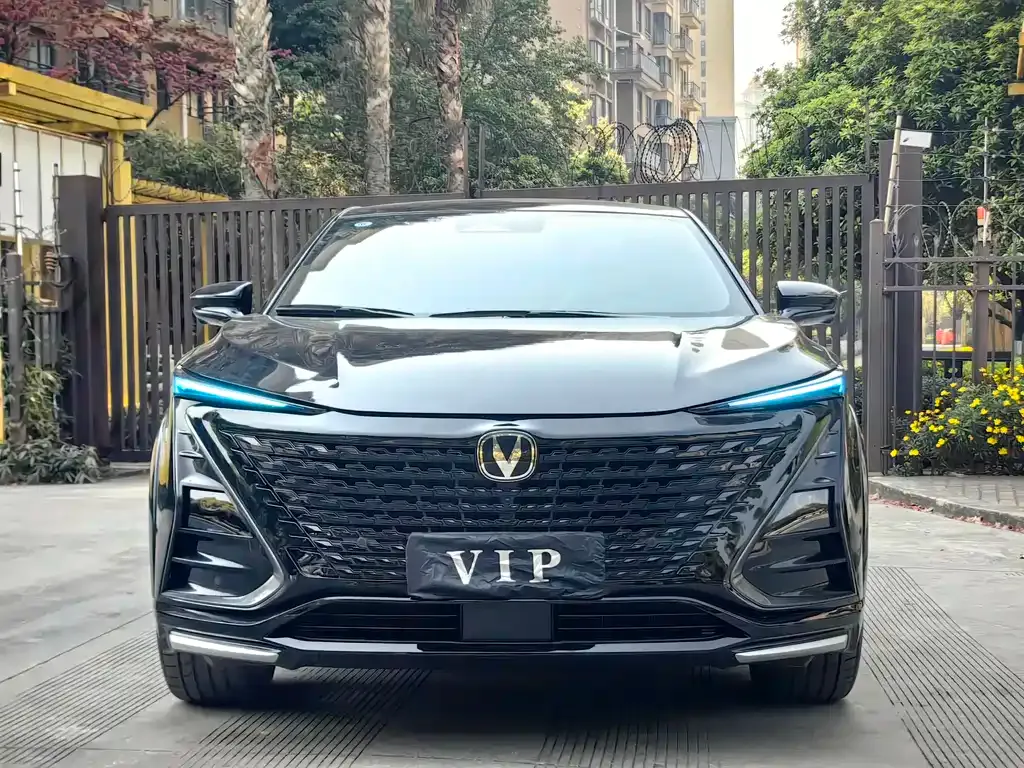 Changan UNI-T 2023 из CN, фото 2