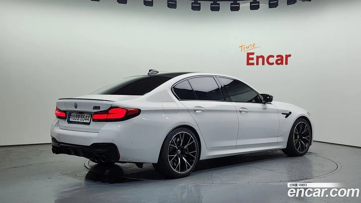 BMW M5 2023 из KR, фото 2