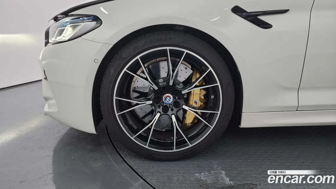 BMW M5 2023 из KR, фото 5