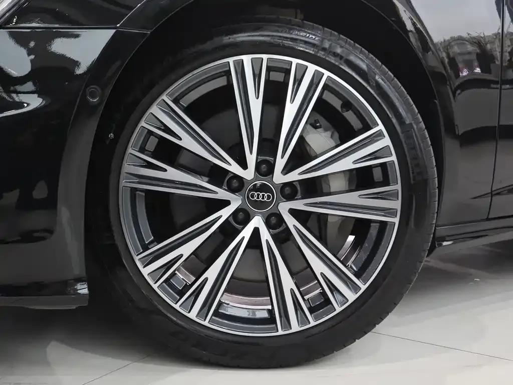 Audi A6L 2022 из CN, фото 5