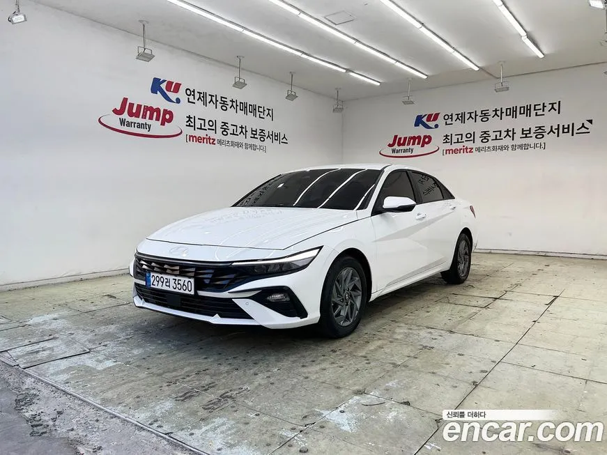 Hyundai AVANTE — фото 1