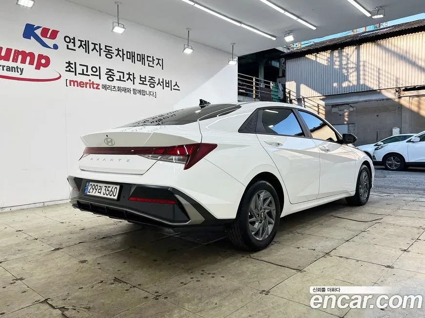 Hyundai AVANTE — фото 2